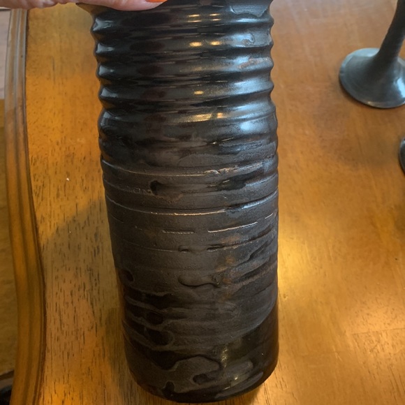 Pottery wine glasses (4) and wine bottle holder - Picture 7 of 10